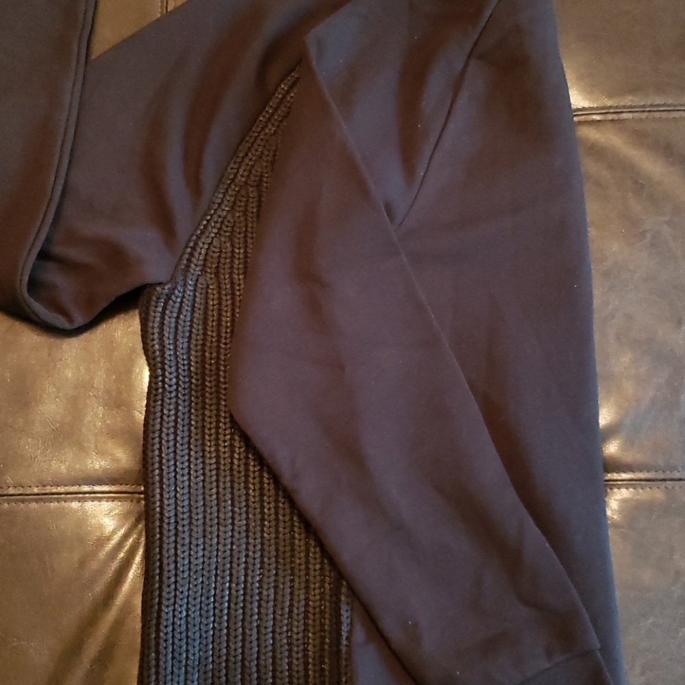 Mens sweatshirt! - Picture 5 of 5